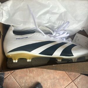 NWT Adidas Predator clear size 12 gold and black